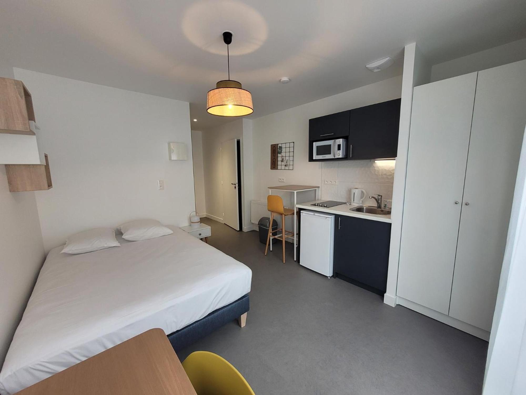 Twenty Business Flats Jouy-En-Josas Aparthotel Exterior foto